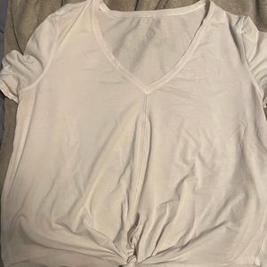 V-kneck tie front top